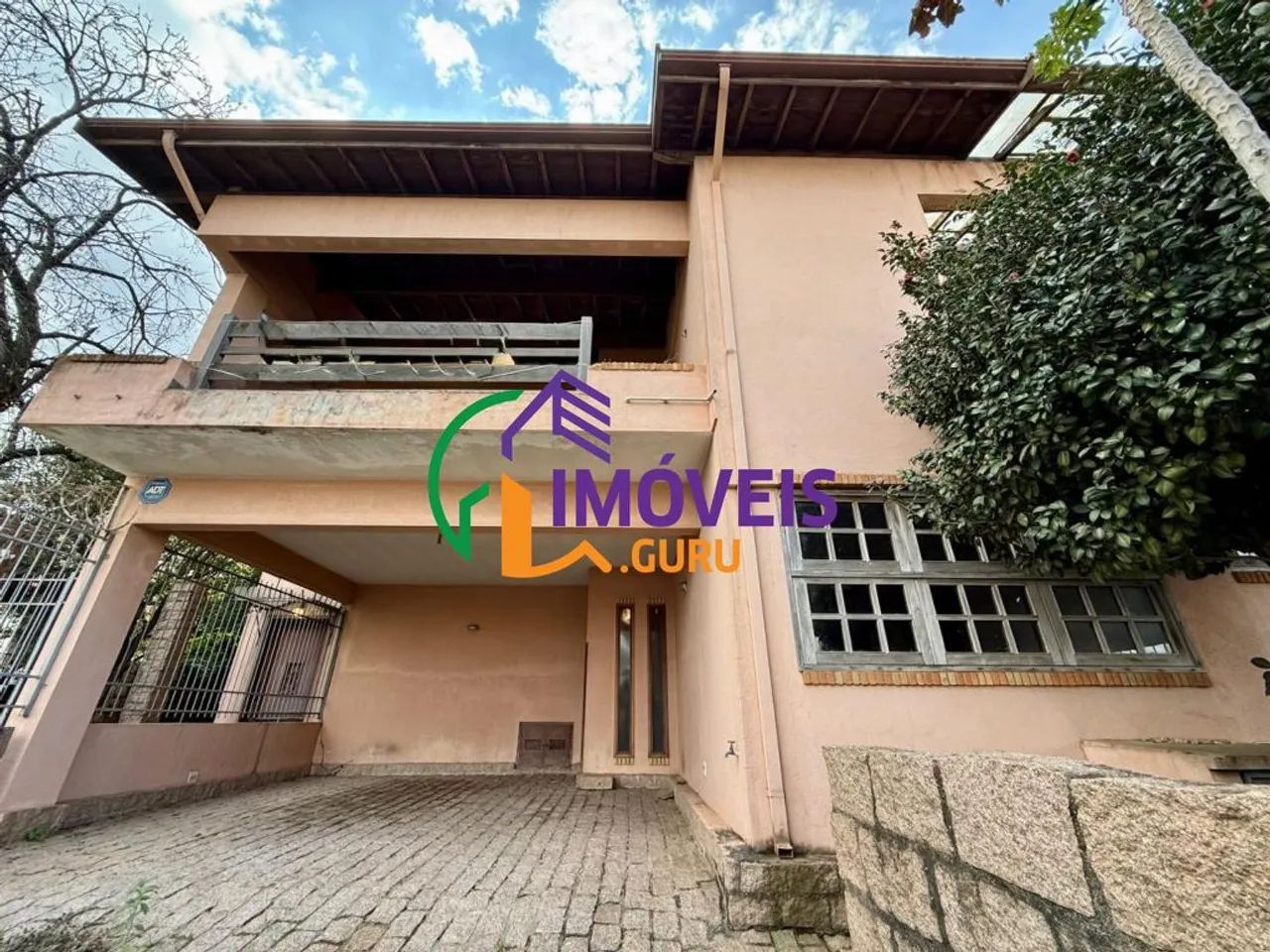 CASA ASSOBRADADA - VILA EMBARÉ - SP