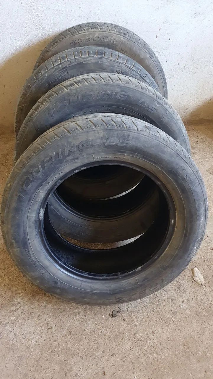Pneu carro aro 17 199,00 reais cada 