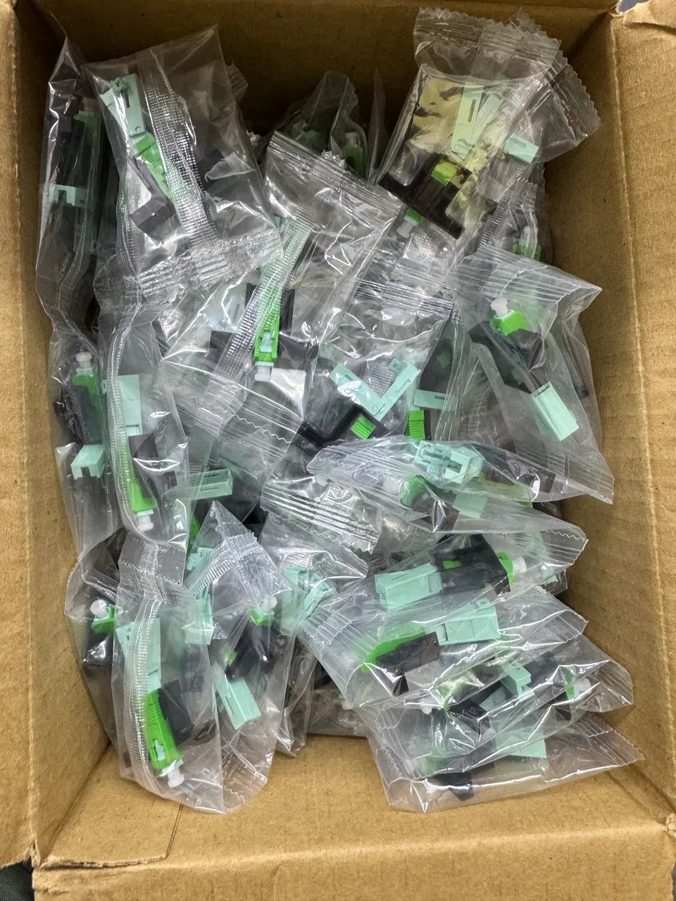 CONECTOR APC PARA FIBRA OPTICA FTTH CLICK 