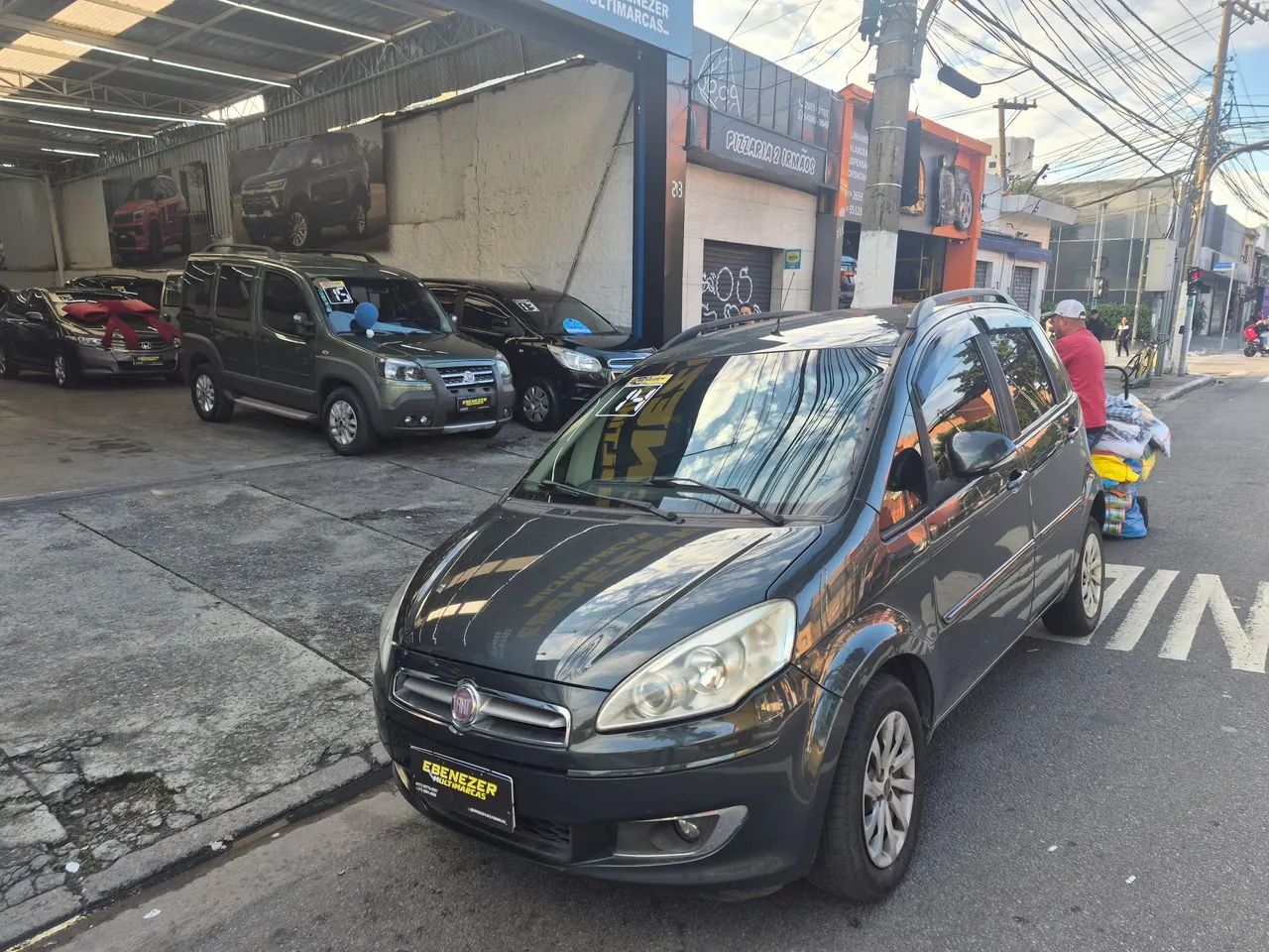 Fiat Idea Attractive 1.4 Fire Flex 8V 5P 2014 - Foto 4
