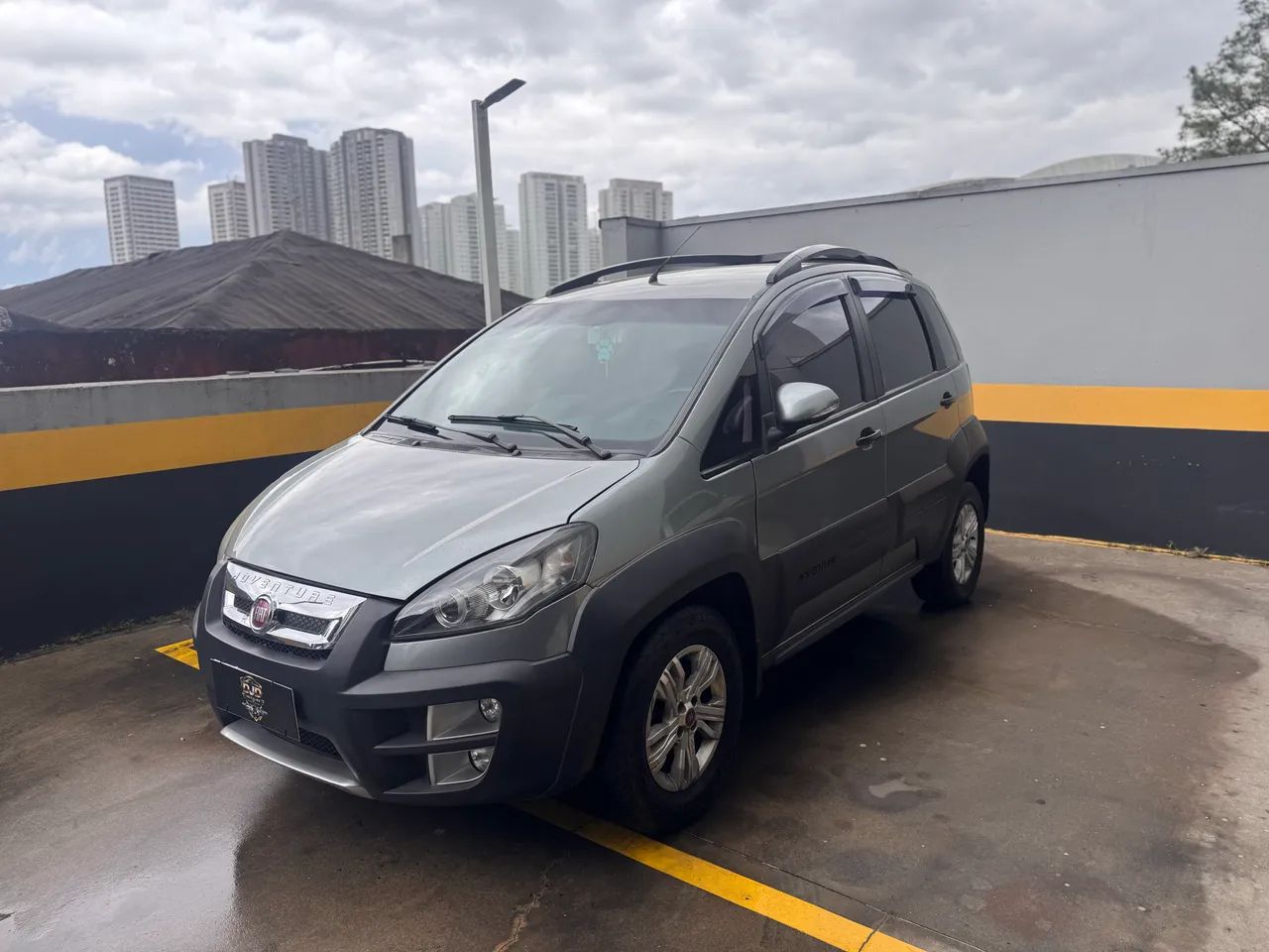 Fiat Idea Adv./ Adv.lock.dualogic 1.8 Flex 5P 2014 - Foto 4