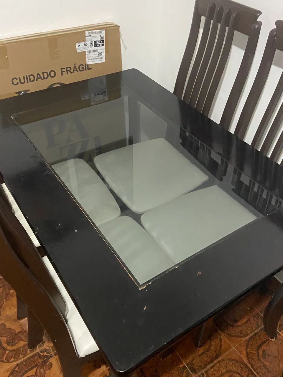 MESA COM 4 CADEIRAS EM MDF - Foto 2