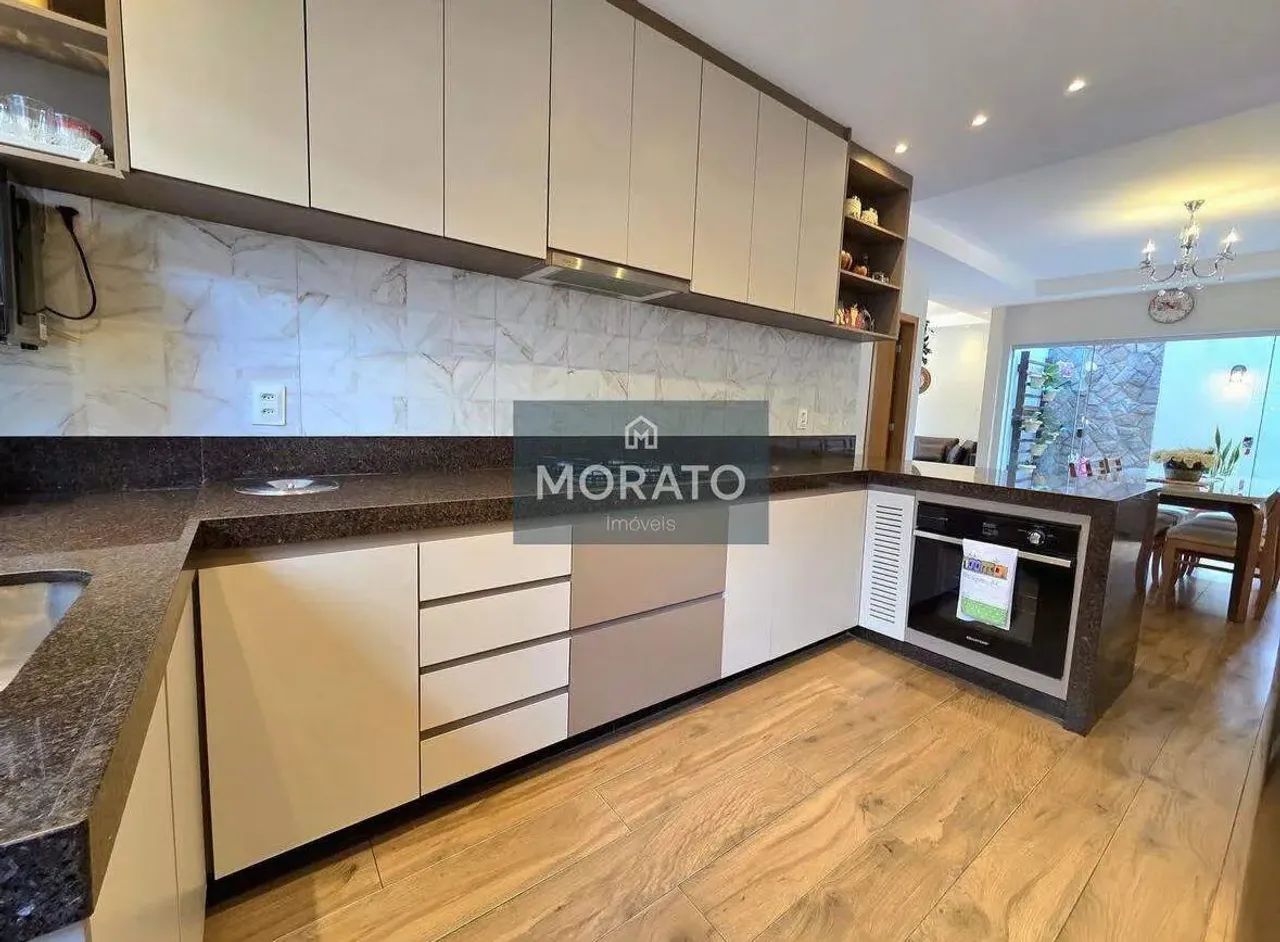 Casa com 4 quartos sendo 1 suíte com 4 vagas de garagem no bairro Serrano. - Foto 5