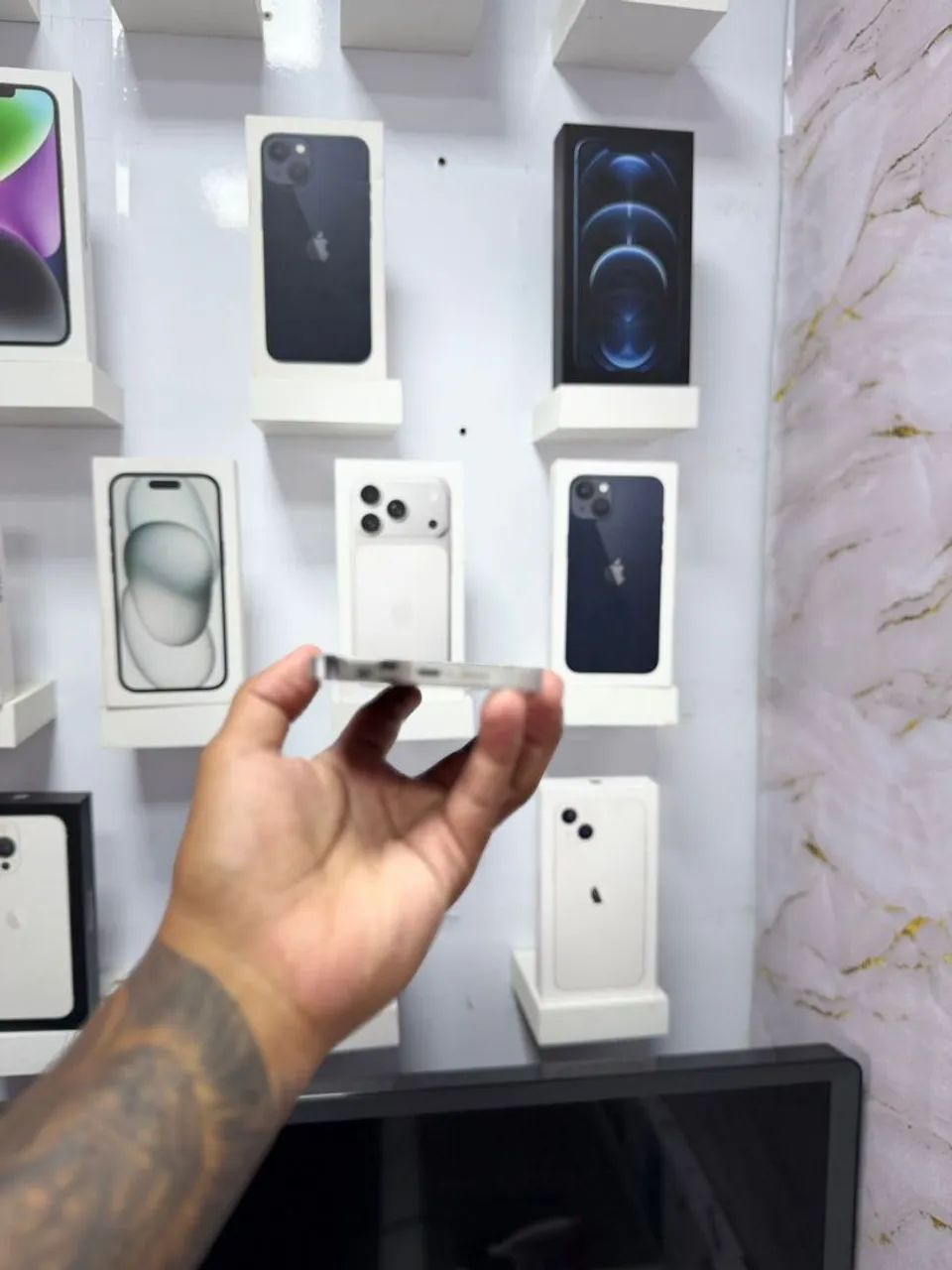 IPHONE 15 PRO 128GB<br>R$ 3.999,00 TOP - Foto 3
