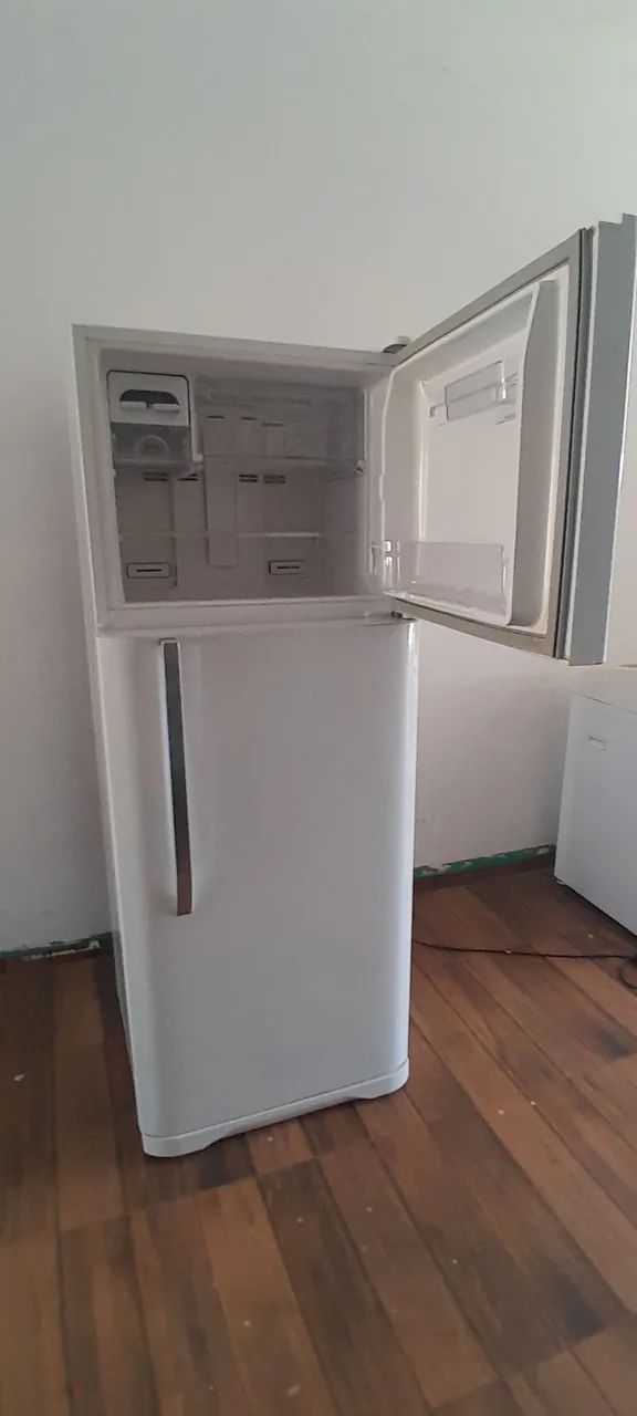 Geladeira Electrolux  - Foto 2