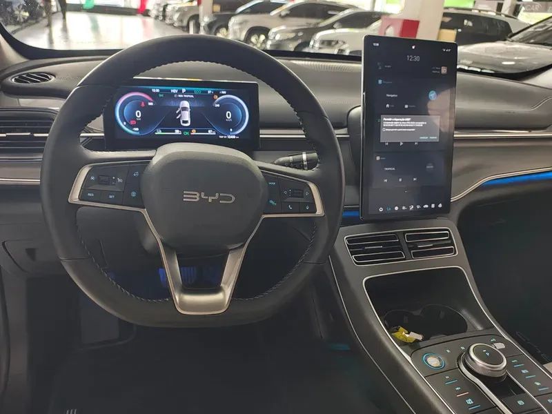 BYD King GS 1.5 16V Aut. (Hibrido), foto 9 de 16
