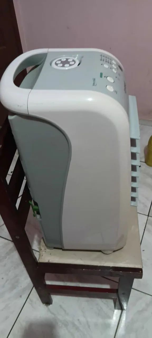 Vendo este  climatizador de pe gela bem qq - Foto 2