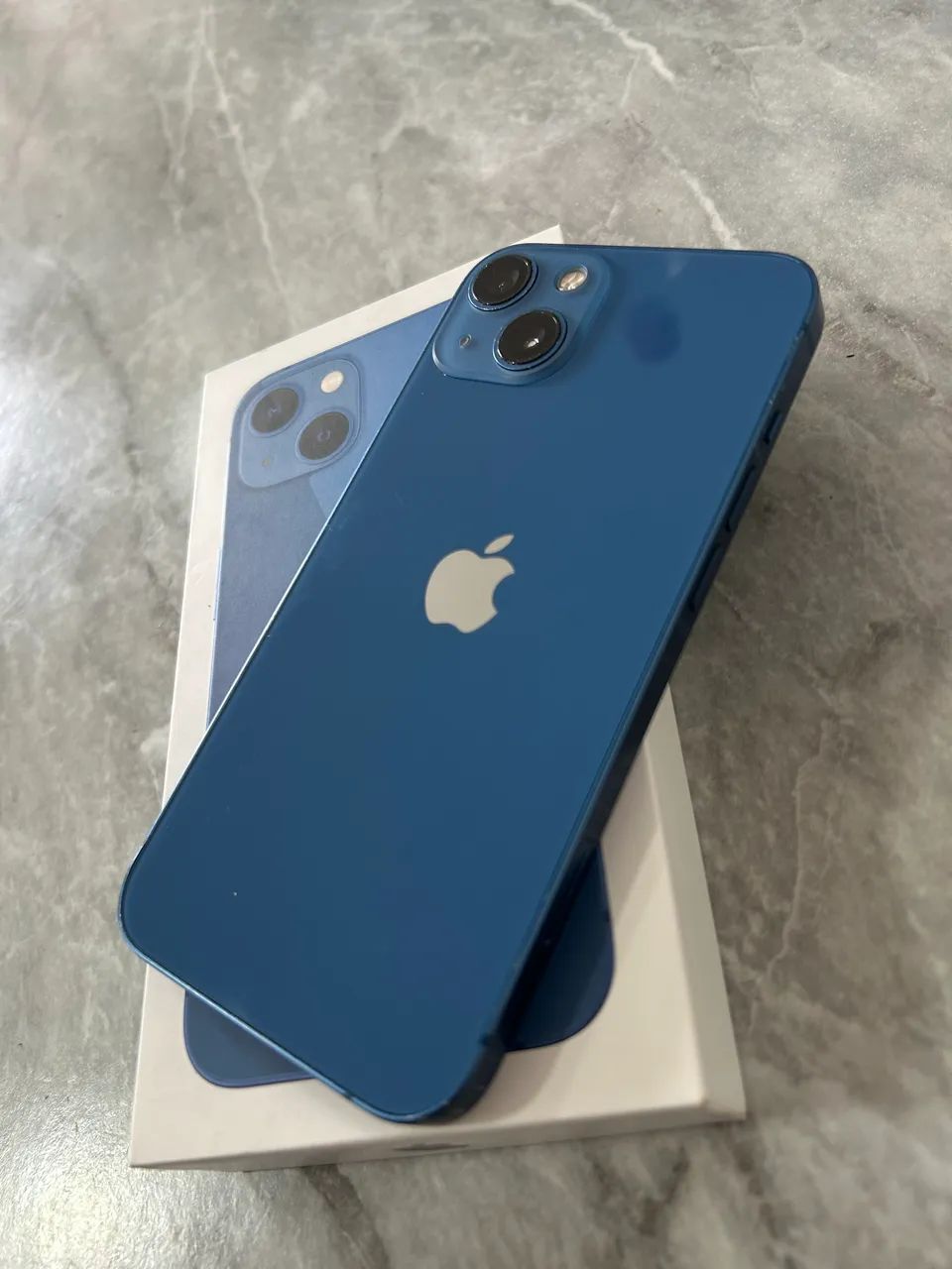 iPhone 13 256GB TELA TRINCADA NÃO INTERFERE COM CAIXA E CARREGADOR - Foto 2