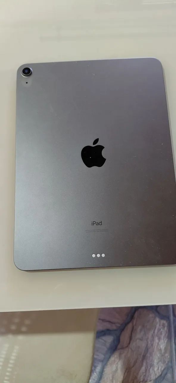 Vendo no tablet para tirar peça