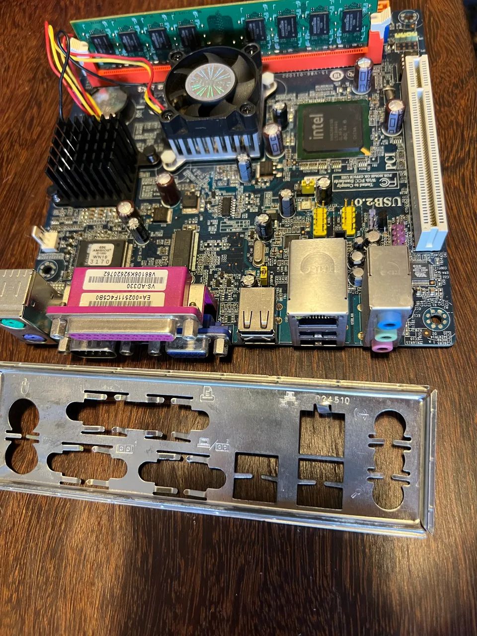 Placa mae intel Atom com 2 gb ram - Foto 2