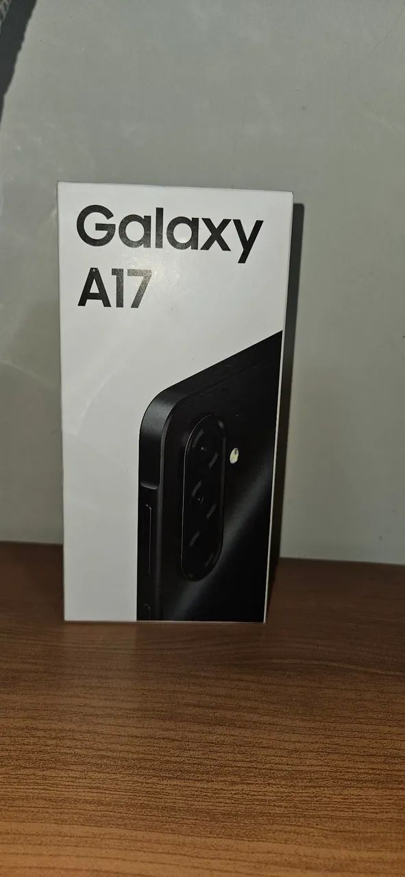Vendo celular a17 na caixa - Foto 2