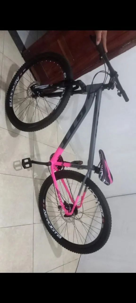 Vendo bicicleta aro 29 GTI nova com documentos tudo certinho