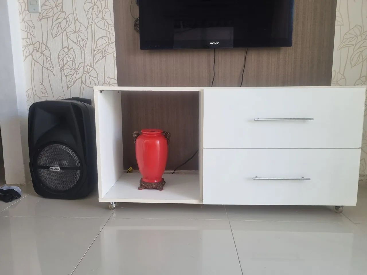 Bancada com duas gavetas branca 