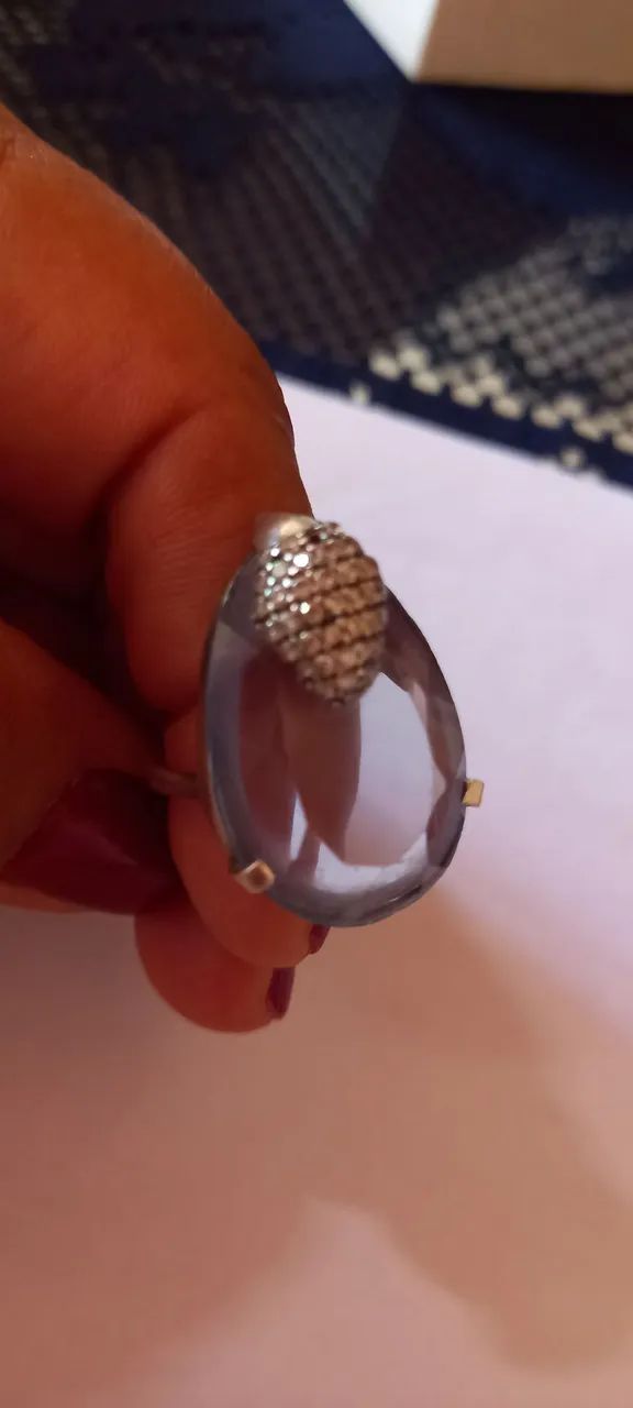 Anel em Prata com pedra de topázio e zircônia 