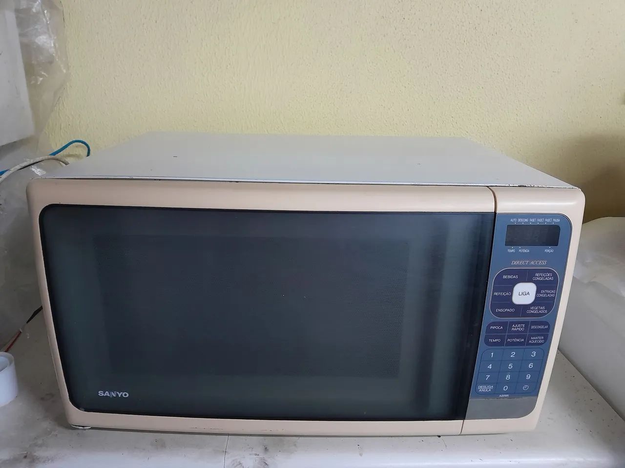 Microondas Sanyo 34 litros - Foto 2