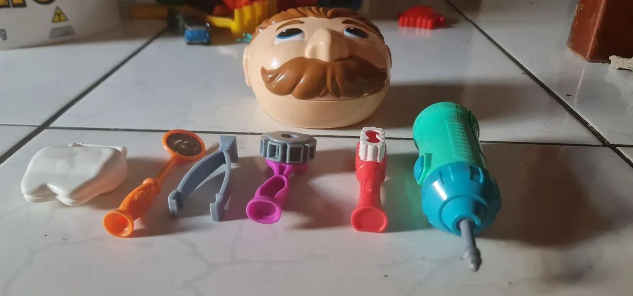 Boneco play doh dentista Zé bocão - Foto 3