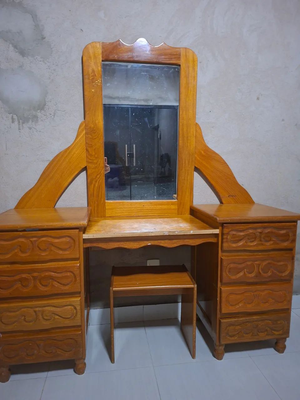 Penteadeira de cerejeira 