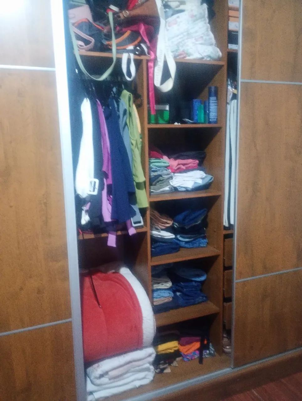 Vendo guarda roupa conservado  - Foto 2