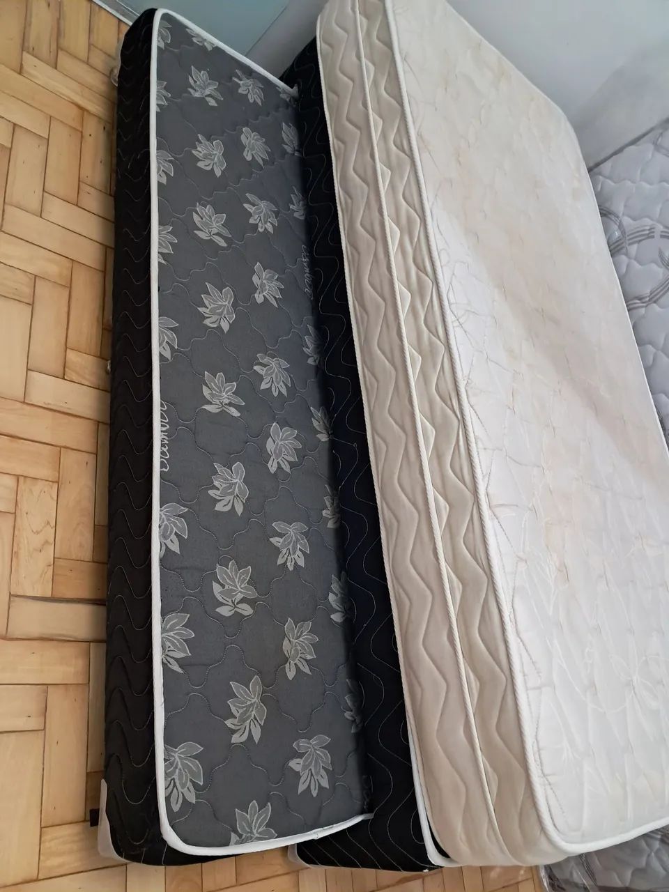 Cama solteiro 88cm com colchão e auxiliar 