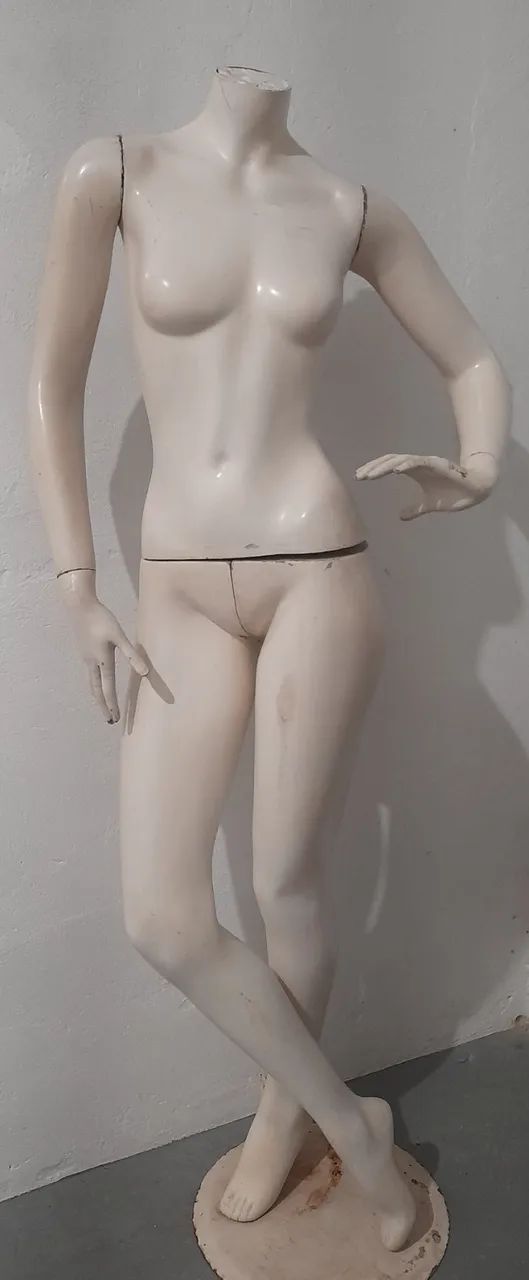 Manequim feminino desmontável - Foto 4