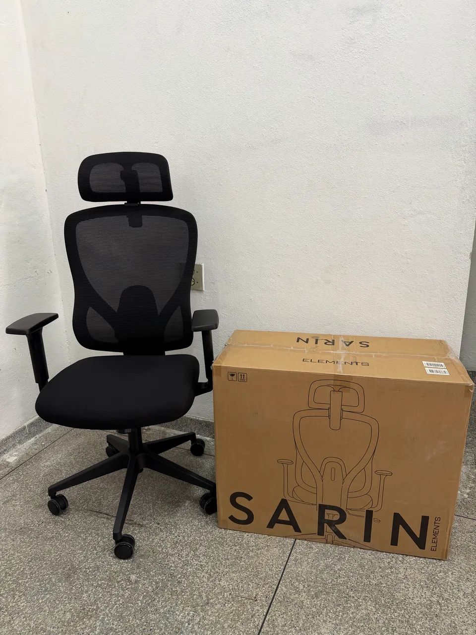 Cadeira Sarin Elements