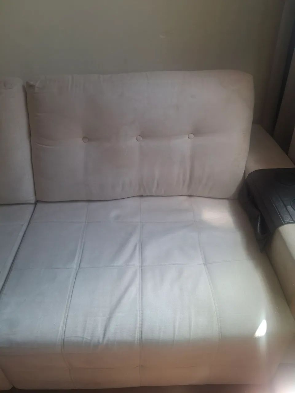 Vendo sofá retrátil 4 lugares em suede - Foto 3