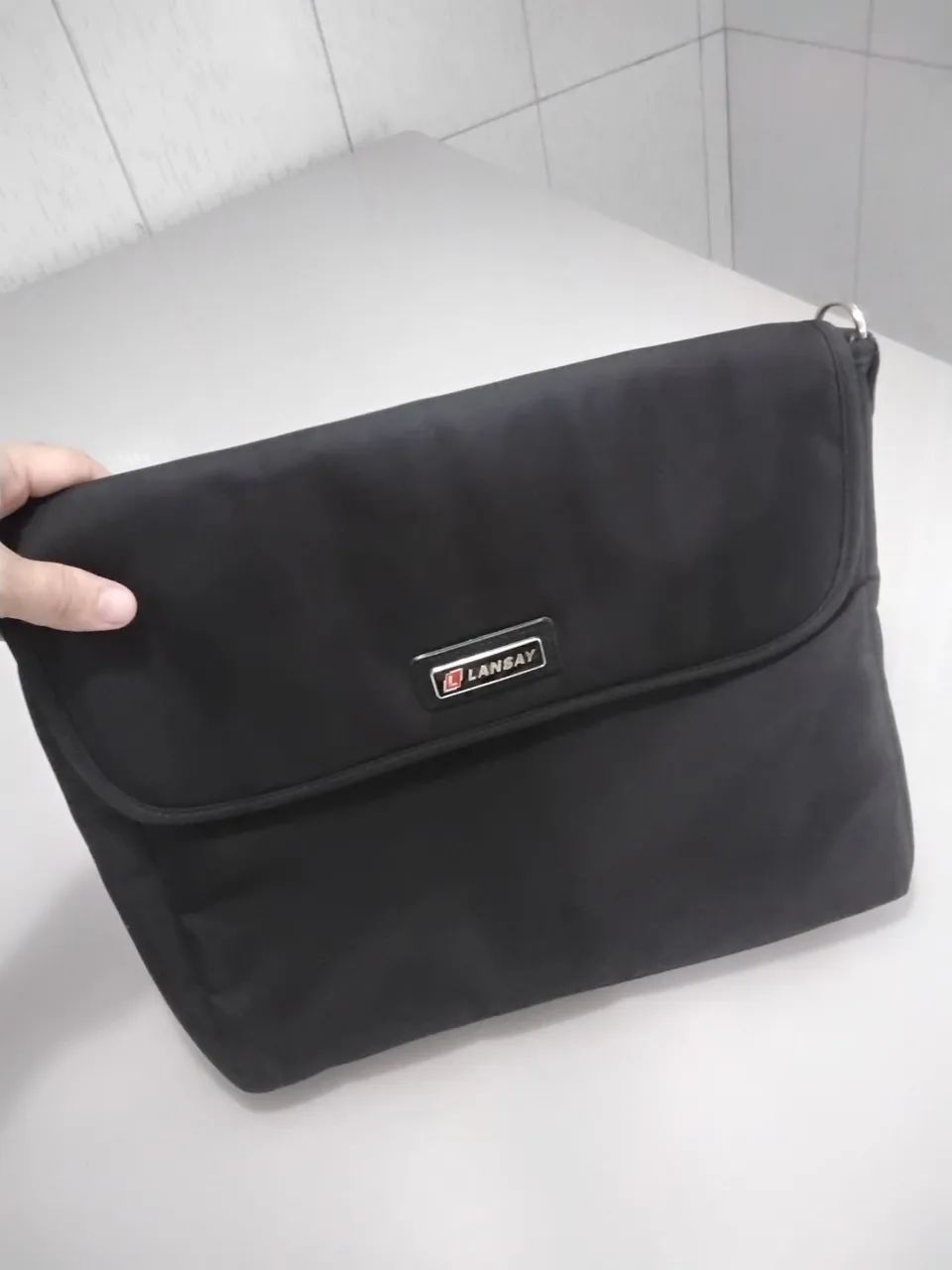 Bolsa (pasta) de Executivo. Material bem grosso.