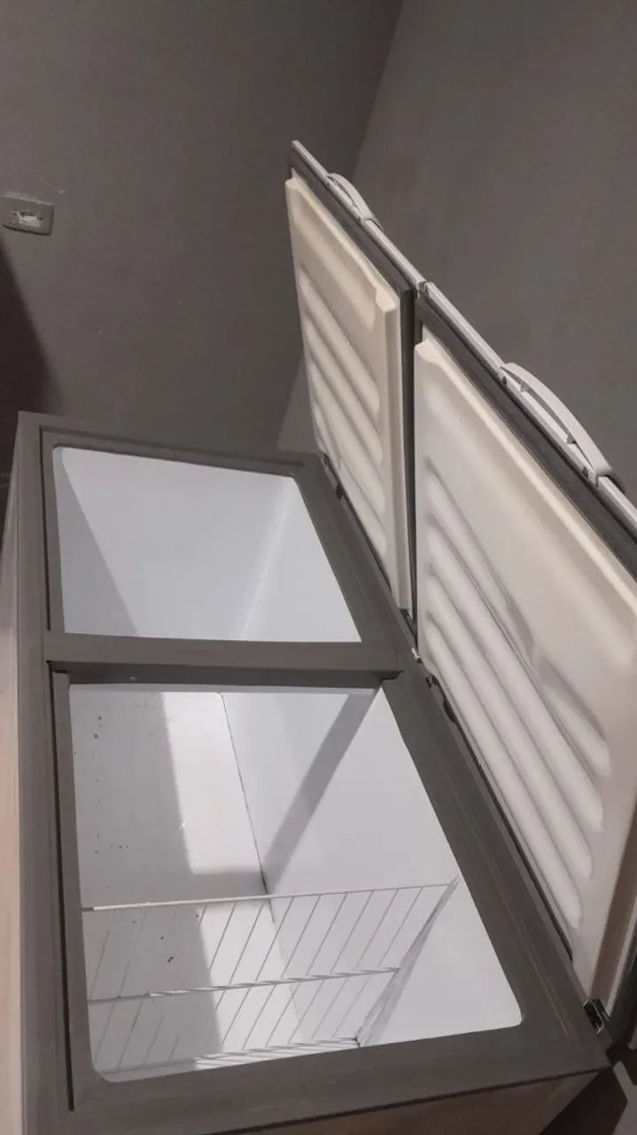 freezer da marca Consul duas tampas - Foto 2