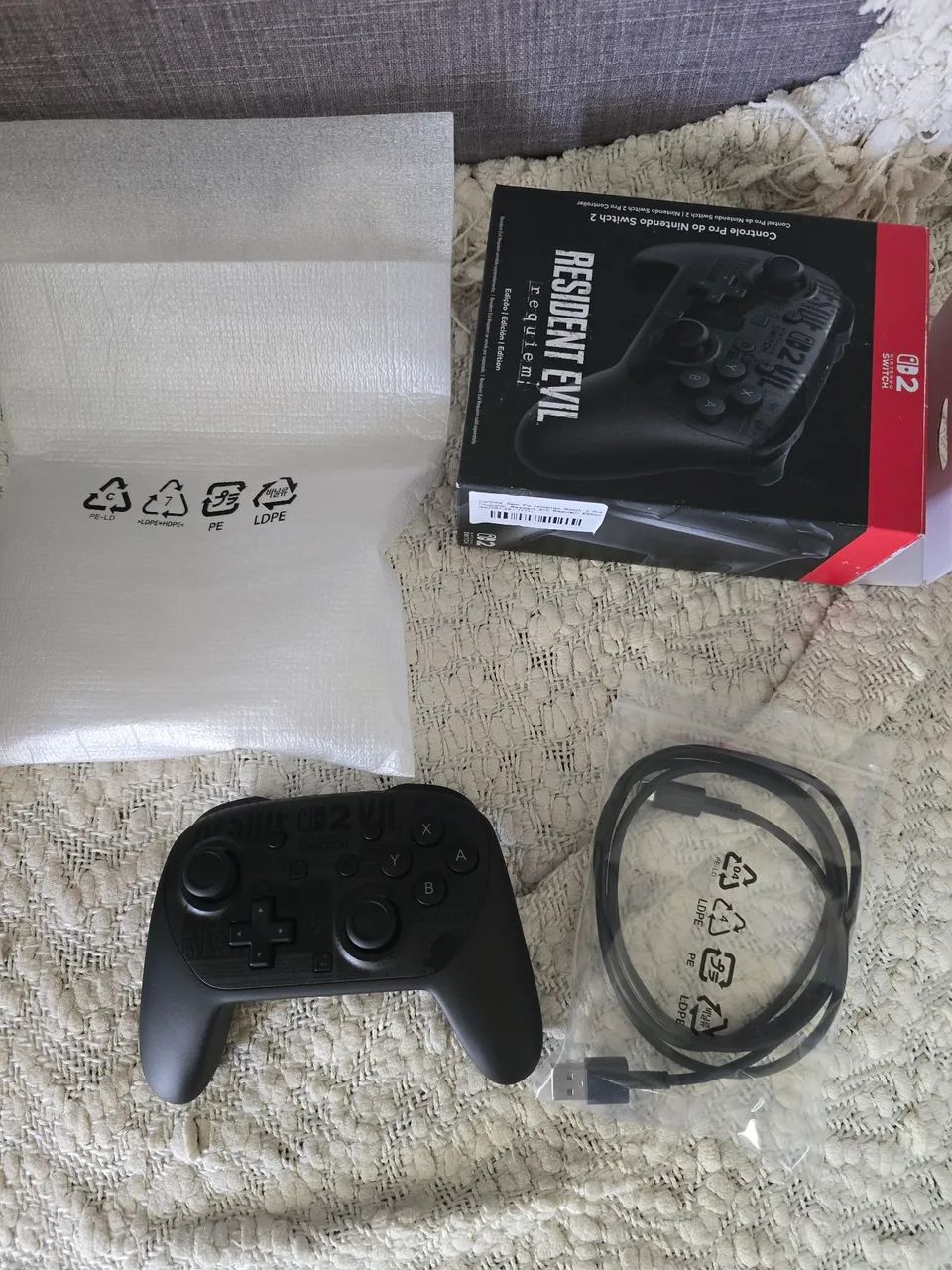 Pro Controller Nintendo Switch 2 Resident Evil Requiem - Foto 4
