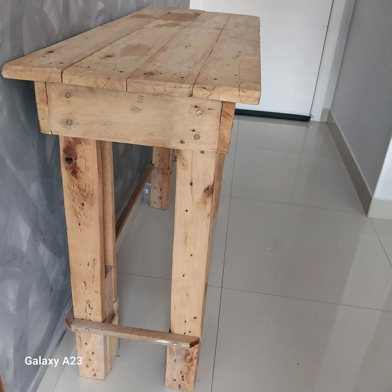 Mesa escrivaninha rústica de palet - Foto 4