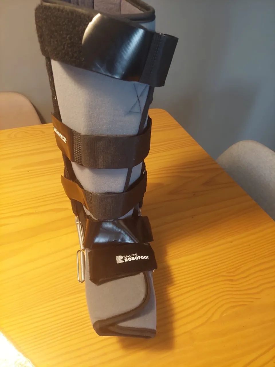 bota SALVAPÉ ROBOFOOT  - Foto 3