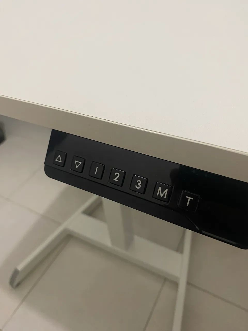 Mesa com regulagem de altura elétrica Slikdesk Flex 2 - Foto 3