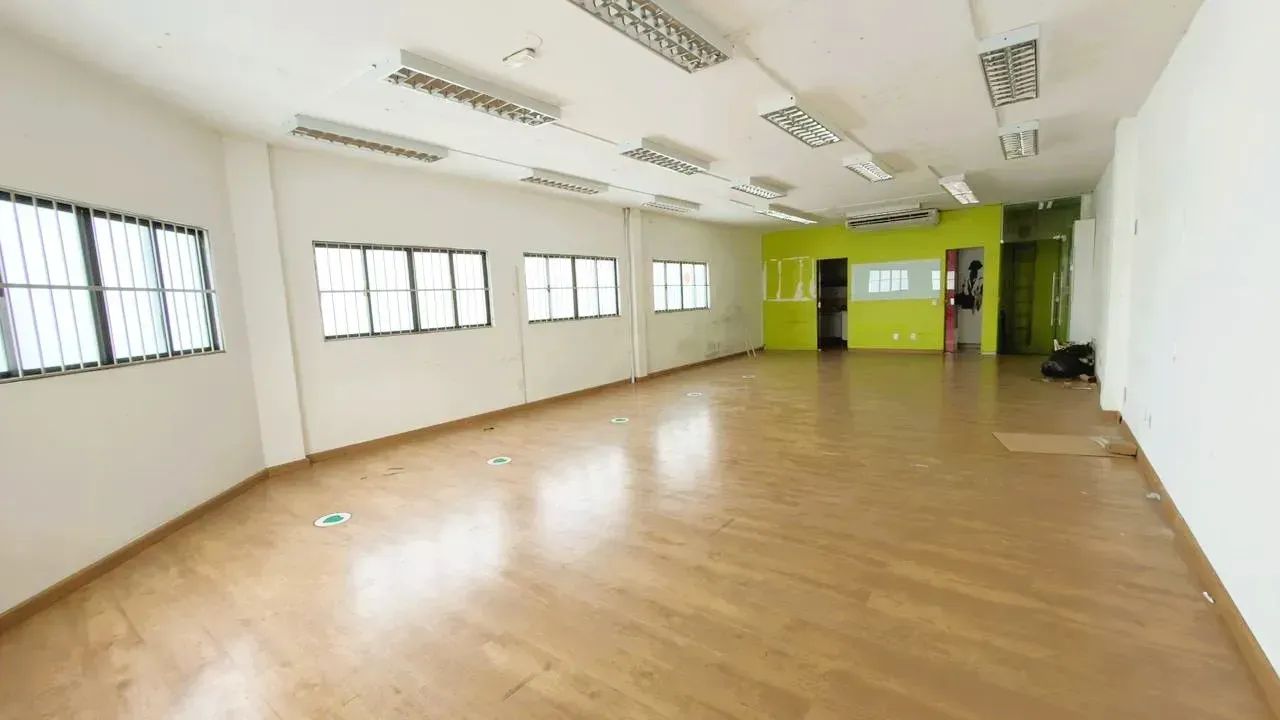Aluga-se Sala Comercial no Centro de Parnamirim com 105m² - Parnamirim/RN