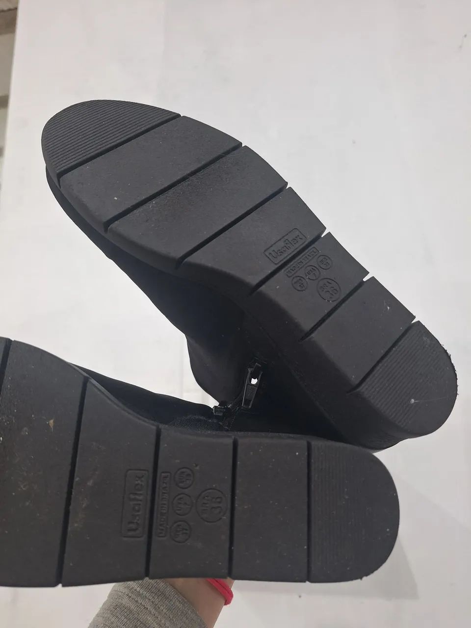 Bota preta usaflex nova 36 37 - Foto 3