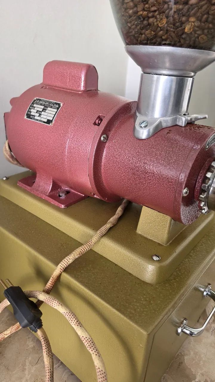 Moedor de café raiar década de 60 relíquia  - Foto 4