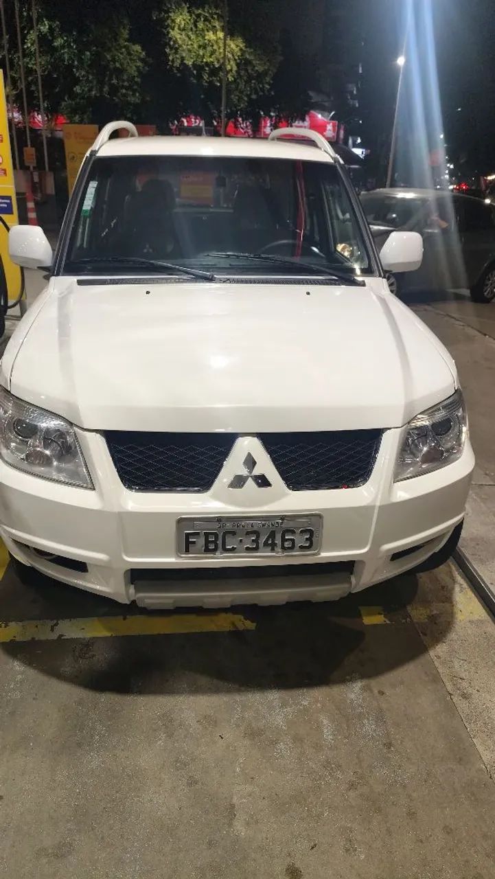 Mitsubishi Pajero Pajero TR4 2.0 Flex 16V 4X2 Aut. 2012