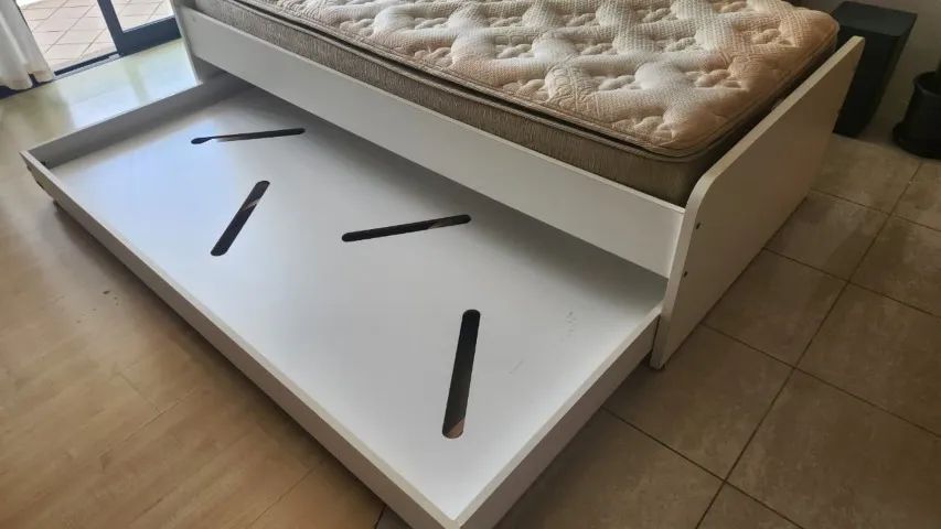 Bicama Solteiro com cama auxiliar mais um colchão Simmons. - Foto 4