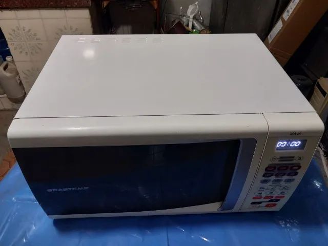 Microondas Brastemp 30lt - Foto 2