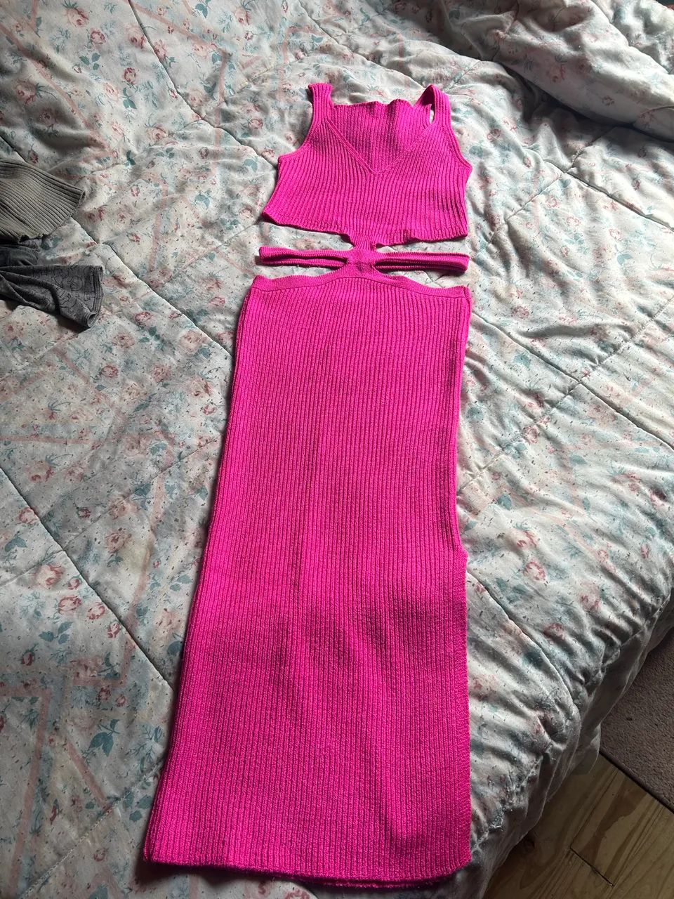 Vestido rosa ( malha ) 