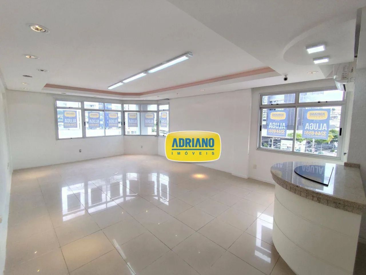 Sala para alugar, 40 m² por R$ 2.149,49/mês - Estreito - Florianópolis/SC