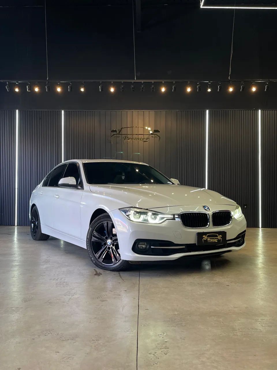 BMW 320I 2016