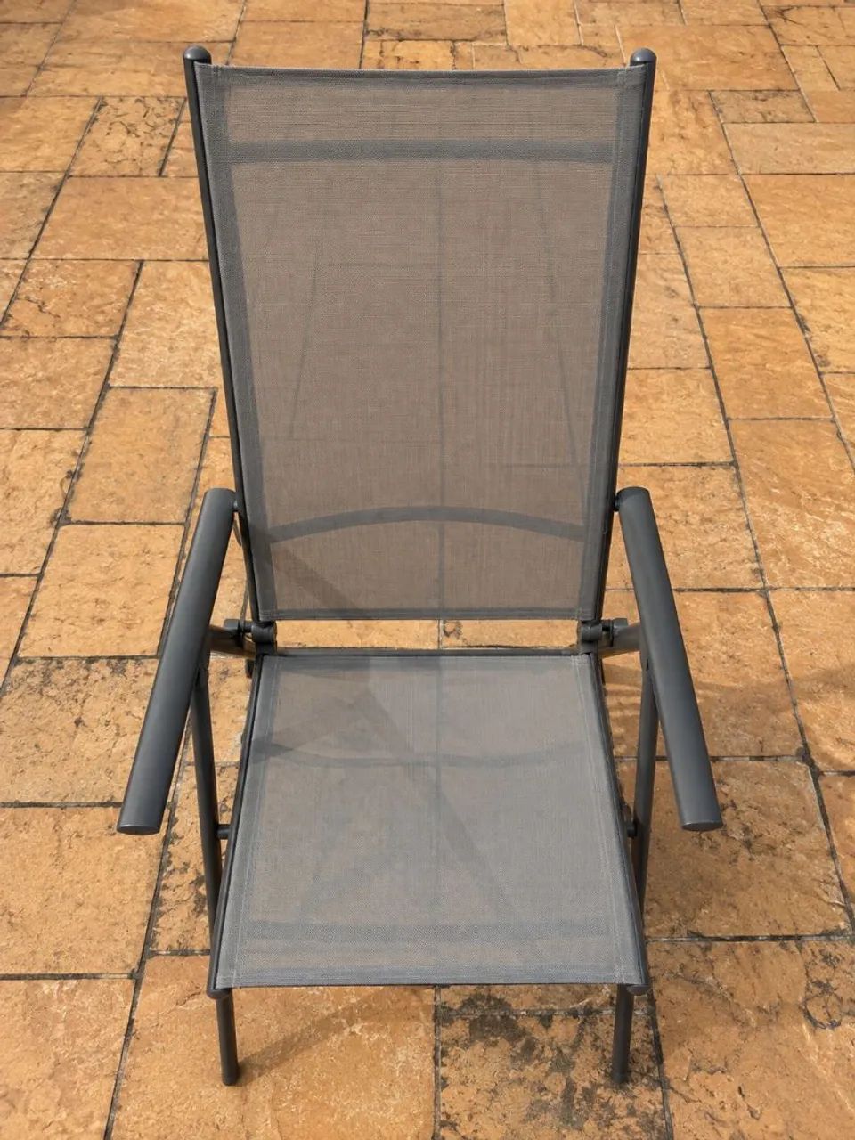 Mesa para Área Externa 1,50m com 4 Cadeiras Reclináveis - Foto 2