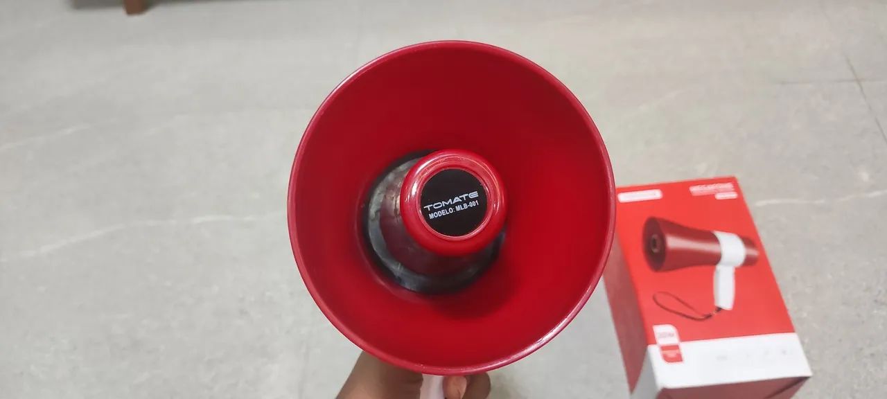 Megafone tomate 20w recarregável  - Foto 3