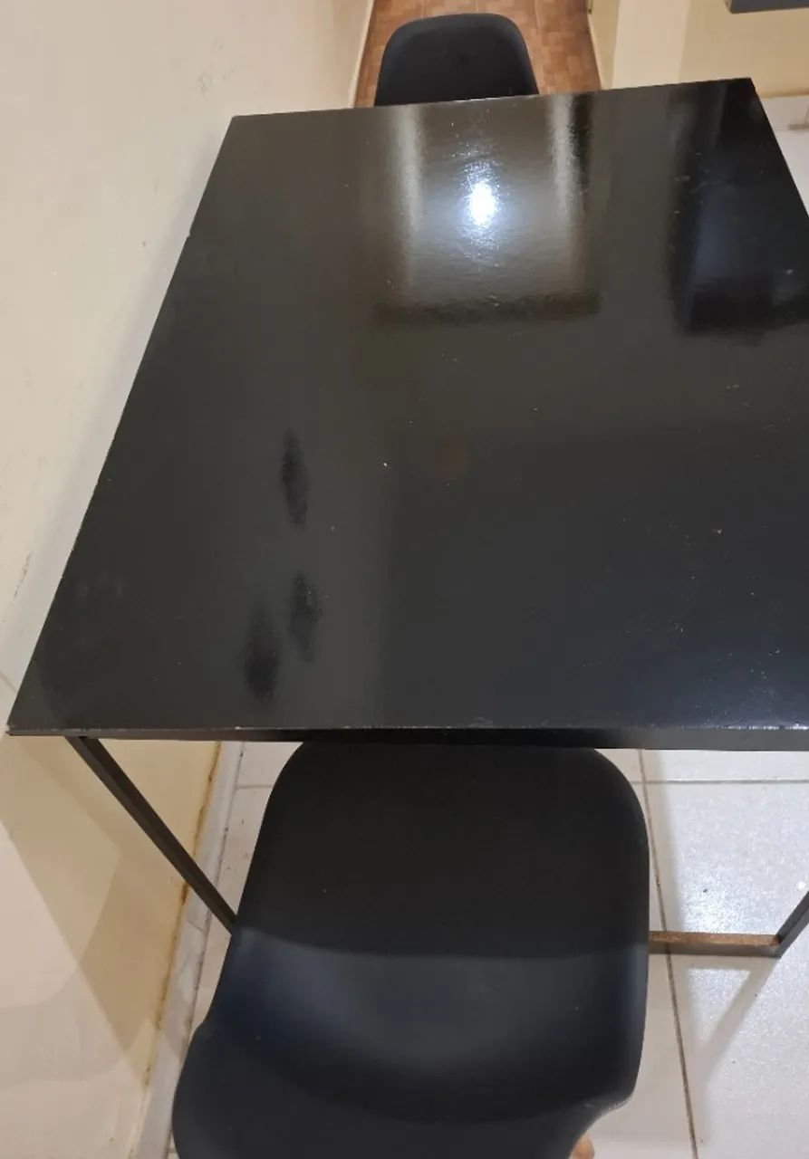 Mesa 4 lugares em bom estado65060623976323120