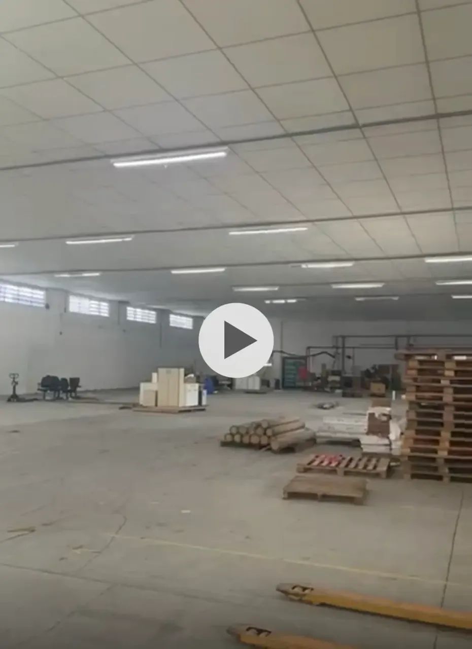 Galpões de 2.700 m2 Guabiruba Bairro Centro - Foto 4