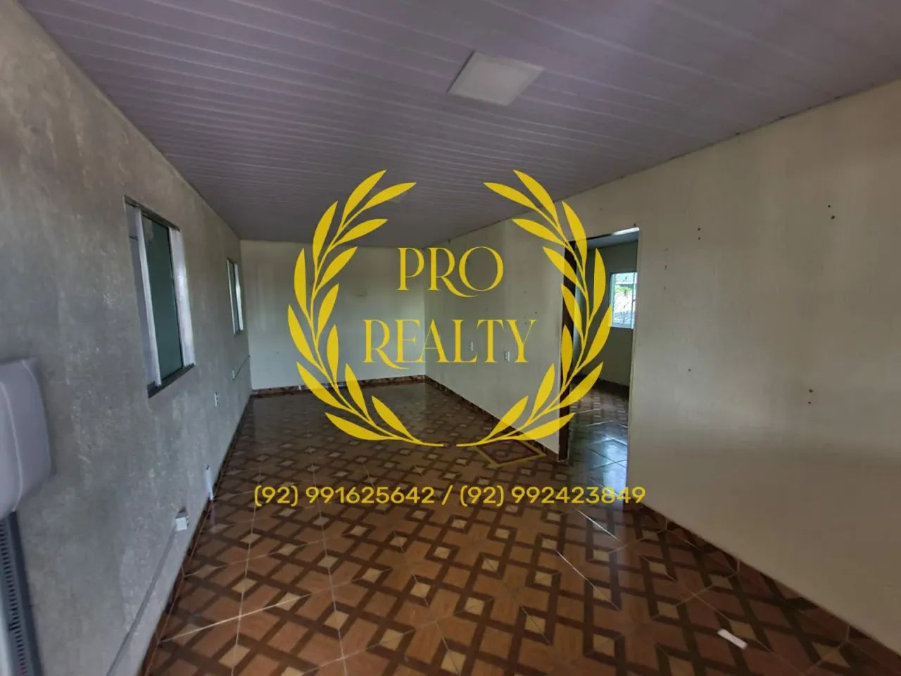 Galpão 550m²/escritórios e banheiros/ acesso de carreta - Foto 2