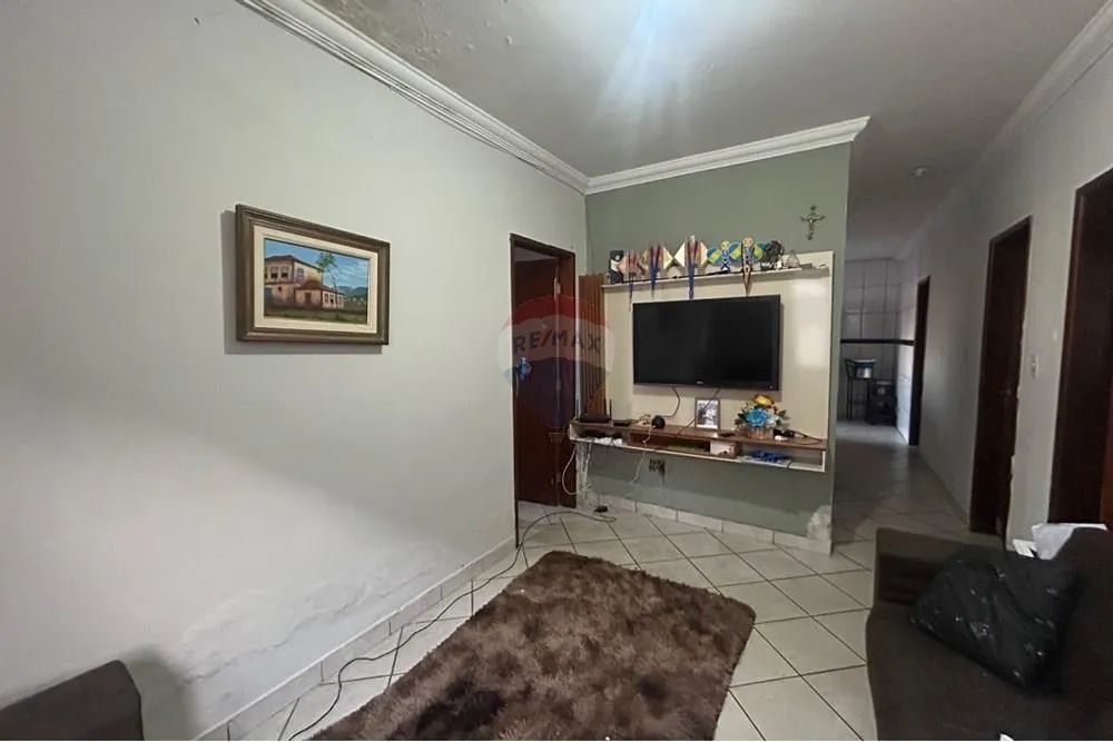 CASA COM ÓTIMO INVESTIMENTO