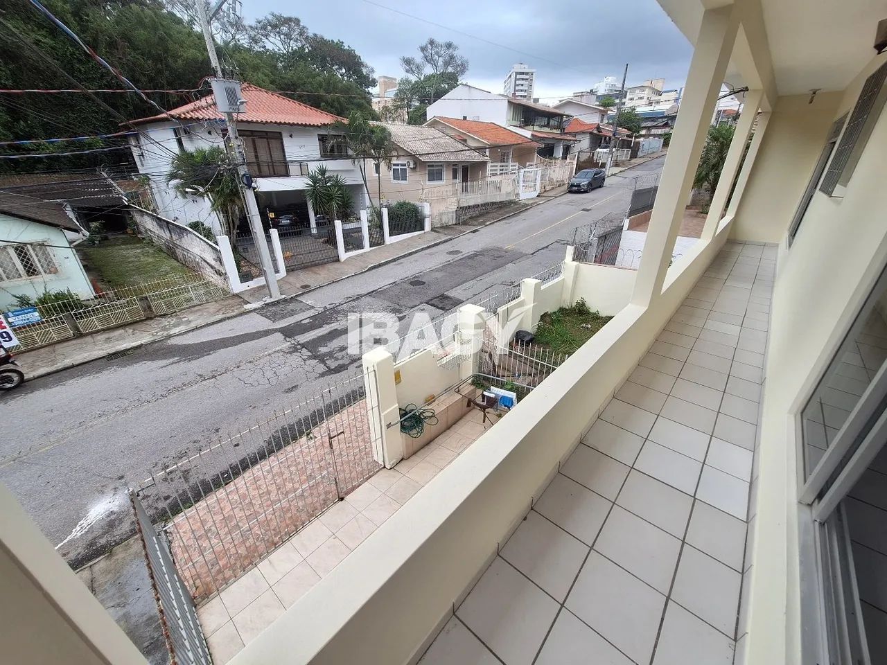 Excelente Casa 5 dormitório(s) em Canto - Florianópolis