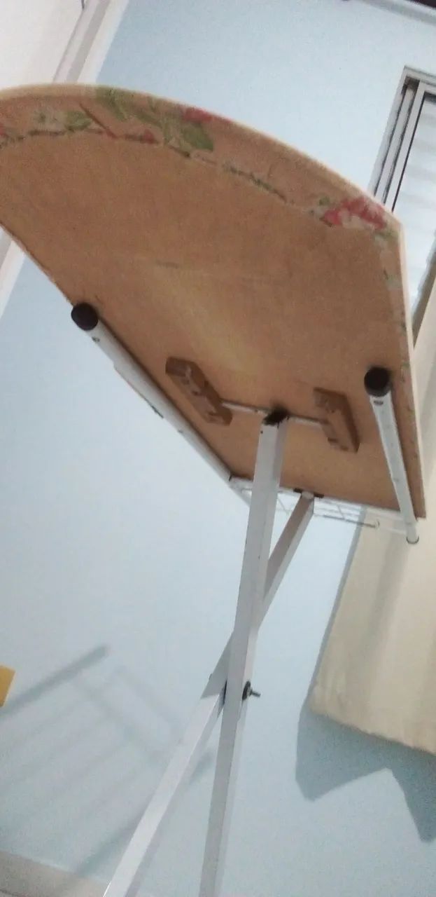 Tábua de passar roupas  - Foto 2