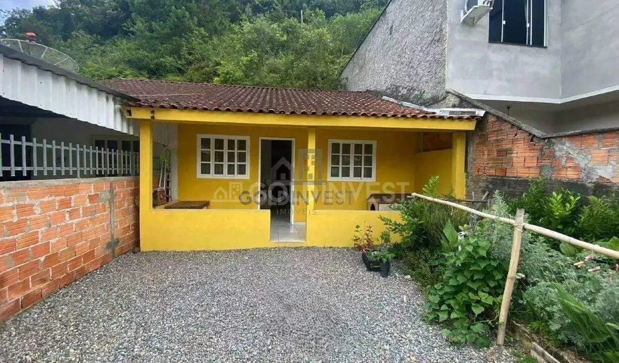 Casa com 3 quartos no bairro Zantão!!!